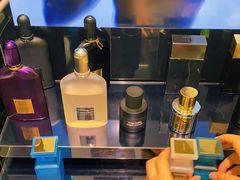 -TOM FORD BEAUTY(IFS店)