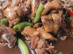 -八两八金·莱芜特色炒鸡(市南漳浦路店)