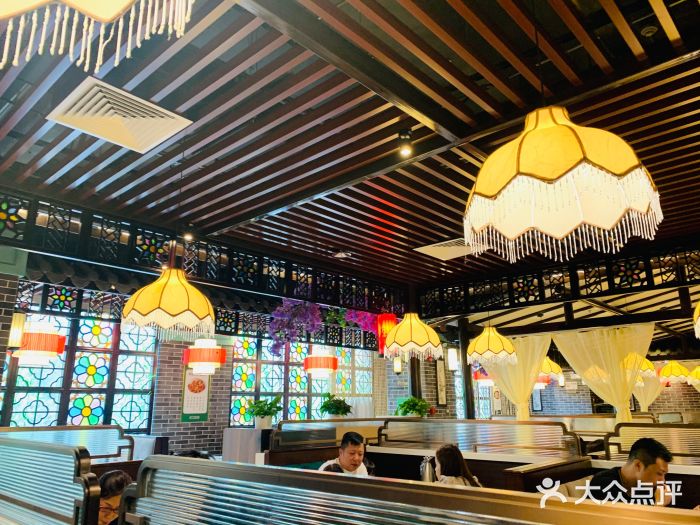 悦满楼·西关名点·湛江名菜(航空综合大厦店)大堂图片