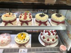 -花花卷卷·鲜食蛋糕(静安久光百货店)