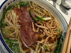 -镇南锅盖面馆(解放路店)