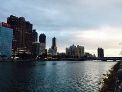 -高雄爱河