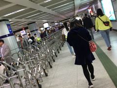 -上海体育馆(地铁站)