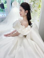 -艾米丽婚纱礼服