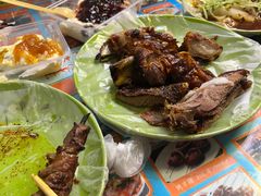 -艾力江和田馕坑烤肉店