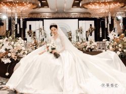 -欣薇婚纱(新源乐汇城店)