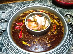 菌香鸳鸯锅-晓宇重庆火锅(大唐不夜城店)