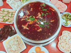 -刘胖娃鱼庄·特色肥肠鱼(杨家坪店)