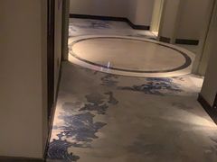 -浅深(世茂滨江精品店)