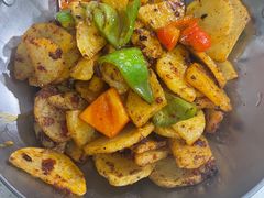 -何猫特色黄焖羊肉