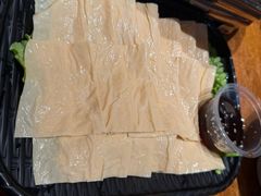 凉拌现做豆油皮-鱼头泡饭·湖北菜·非物质文化遗产(岳家嘴总店)