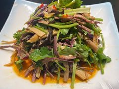 -呷湘厨·鱼汤捞饭·剁椒鱼头·辣椒炒肉(国家会展中心店)