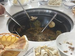 -丹水桥地锅鱼·翘嘴鲌·地方特色全鱼宴(丹江口大坝店)