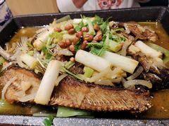 -兴蓉合川湘私房菜巫山烤鱼(人大店)