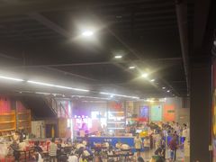 -极限Jump蹦床·新潮玩运动世界·室内乐园·团建·派对中心