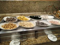 -华邑酒店·鲜艳全日自助餐厅