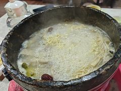 -墨脱石锅椰子鸡•香草鸭•东山羊(大东海店)