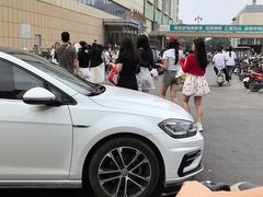-信誉楼百货(泊头店)