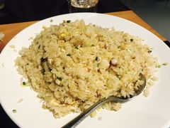 -臻鲜燕海鲜融合餐厅(金陵style店)