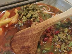 -百春原湖南牛肉粉(百联世纪店)