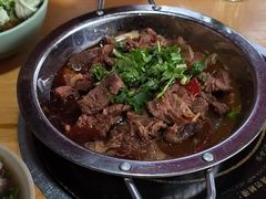 -大众跷脚牛肉馆·非遗传承单位(峨眉山店)