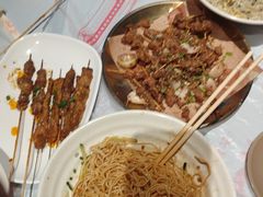 -肥肥虾庄·金牌油焖大虾(杨园滨江时代walk店)
