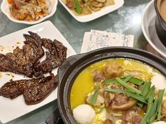 -莲餐厅·湖北菜·潜江小龙虾店(愚园路店)