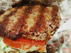 -The Habit Burger Grill 哈比特汉堡(爱琴海店)
