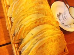 -闯关东东北农家菜(崂山石老人店)