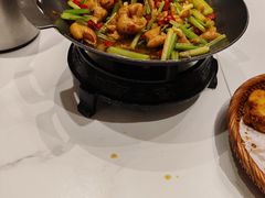 麻辣肥肠-小四川菜馆(托乐嘉店)