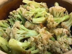-品香菜馆(旗峰路中侨大厦店)