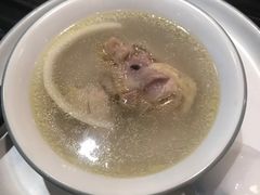 -东椰·海南椰子鸡火锅(朝阳门店)