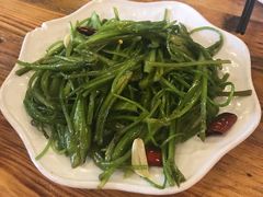 水性杨花-小锅巴纳西餐厅