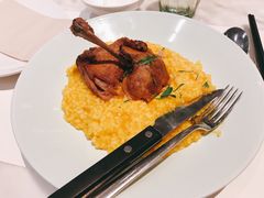 -港丽餐厅(高德置地店)