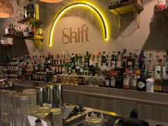 -Shift cocktail bar鸡尾酒吧
