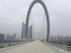 -南京眼步行桥