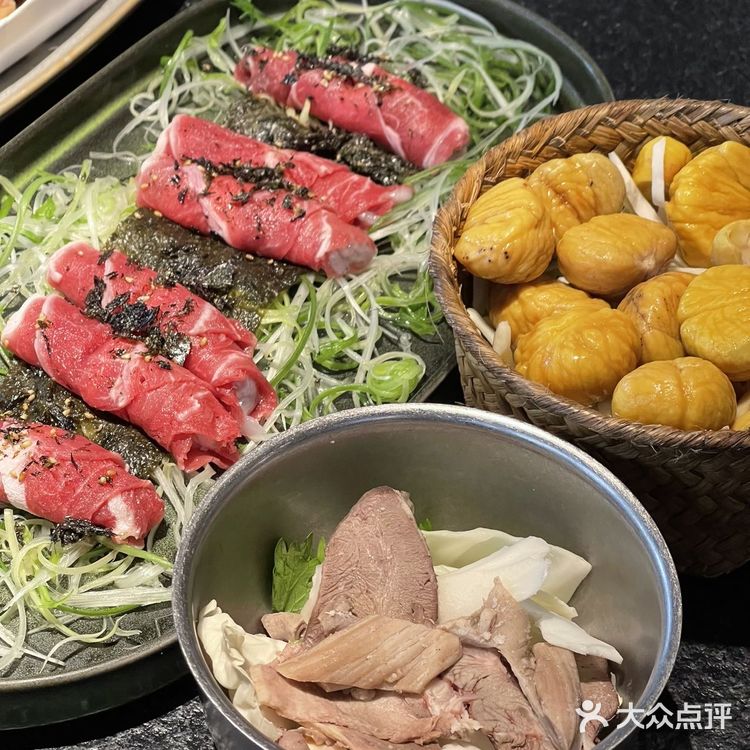 合肥万象城这家店已经五刷了！冰沙➕山里菜超惊