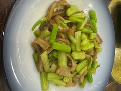 -老唐三下锅 ·张家界地标美食(溪布街店)
