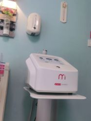 -咪咪专业脱毛连锁机构