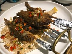 香酥禾花鱼-佬麻雀·新湘菜(珠海金发购物中心店)