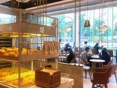 面包甜点陈列柜-奈雪的茶(东莞汇一城店)