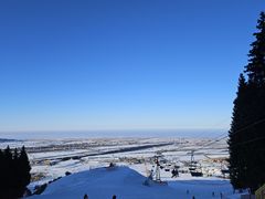 -丝绸之路山地度假区滑雪场