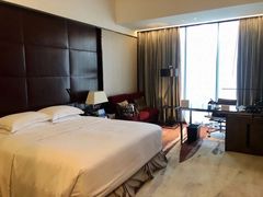 -广州天河希尔顿酒店