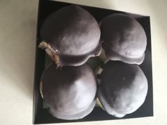 海盐巧克力贝贝-新雅粤菜馆(南京东路店)