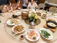 -鹏城人家海鲜酒家·23年老字号(较场尾店)