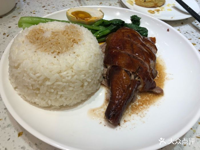 香港仔茶餐厅(环亚广场店)招牌深井烧鹅腿饭图片 - 第732张