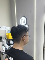 -尤司男士国潮理发馆