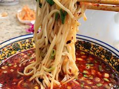 -吾穆勒蓬灰牛肉面·清真(北滨河中路店)