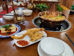 -岳记兴隆·青城腊排铜火锅(融创店)