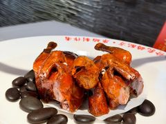 红烧中山石岐乳鸽-谭厨中山传家菜.乳鸽.脆鲩鱼(华强北中航城店)